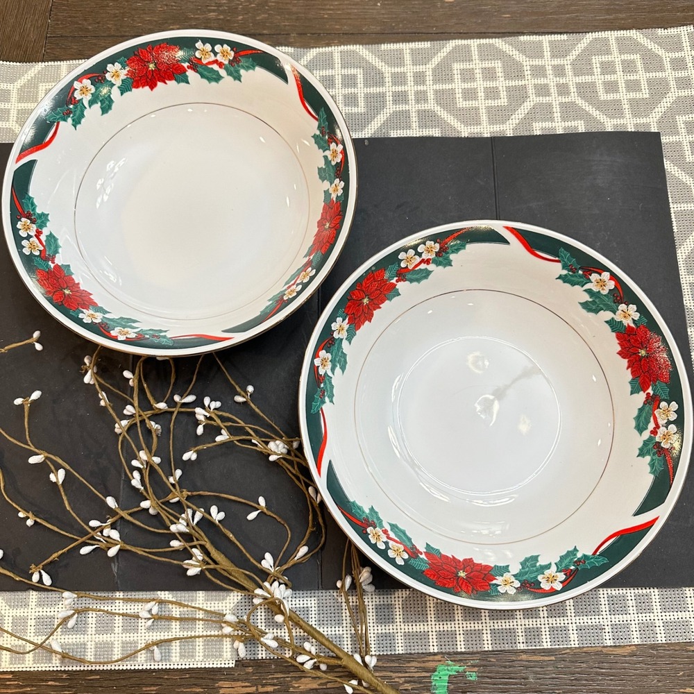 Tienshan Fine China Vintage 2 pc Vegetable Soup Serving Bowls Deck the‎ Halls